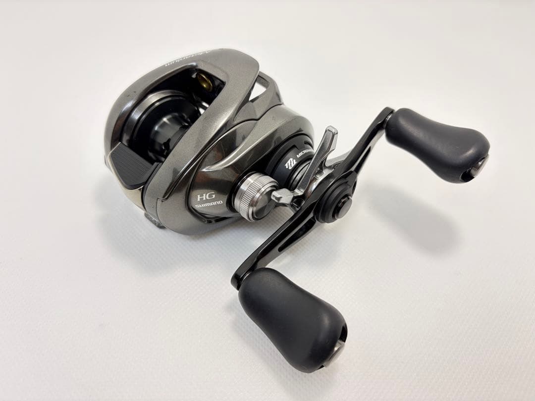 美品　シマノ 20 メタニウム HG nium SHIMANO