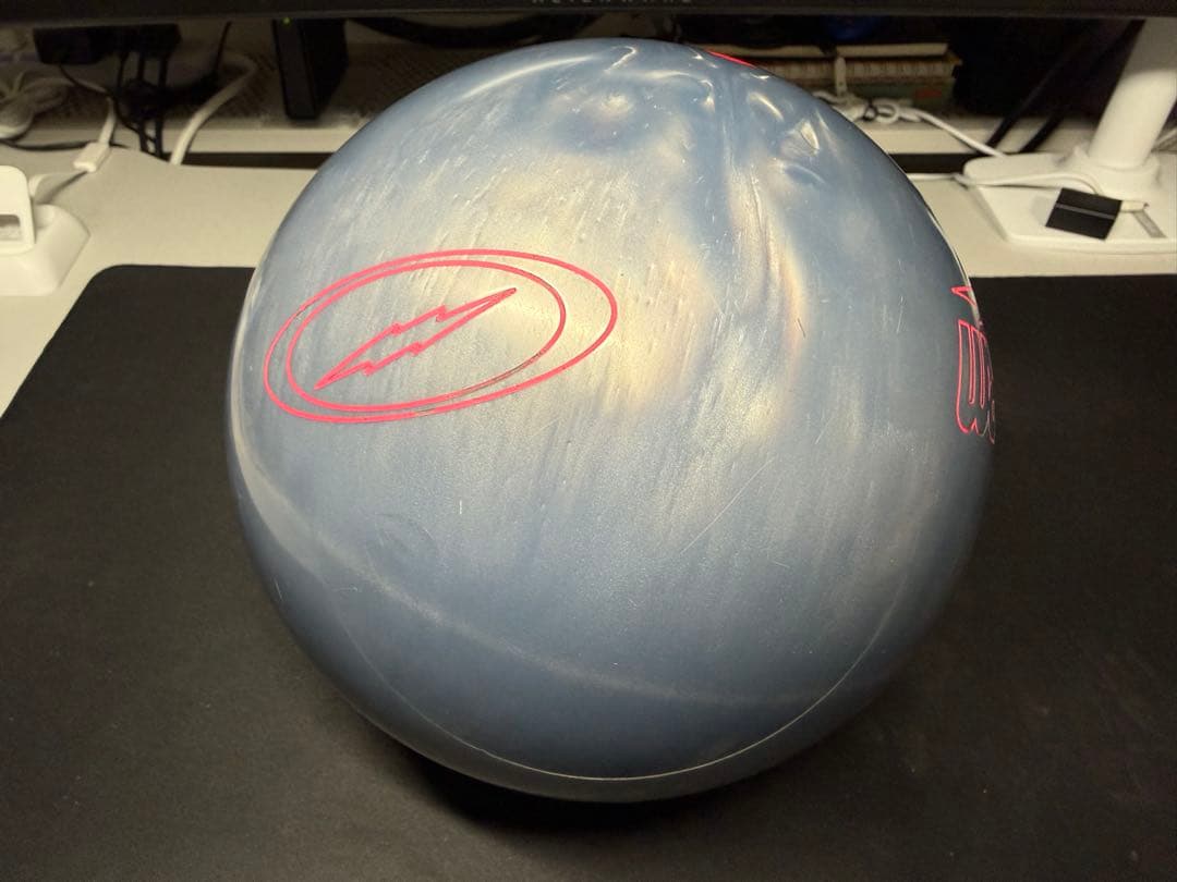 STORM MARVEL MAXX SILVER 14ポンドボール (中古)