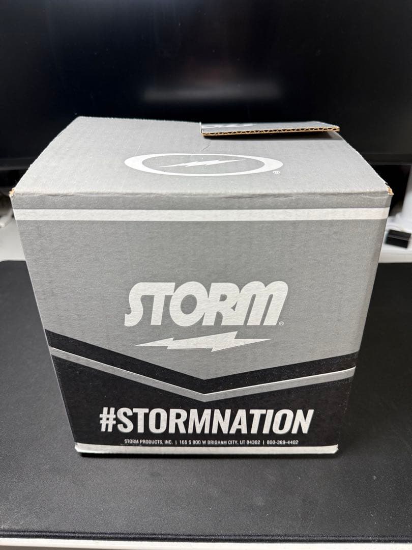 STORM MARVEL MAXX SILVER 14ポンドボール (中古)