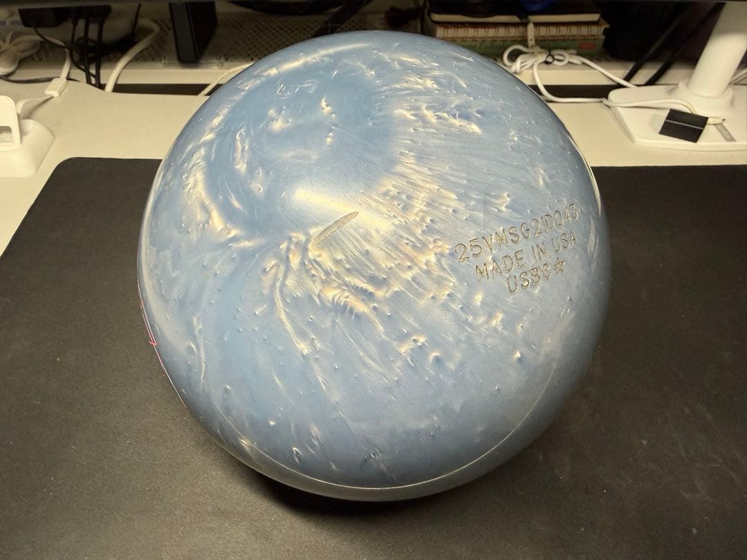 STORM MARVEL MAXX SILVER 14ポンドボール (中古)