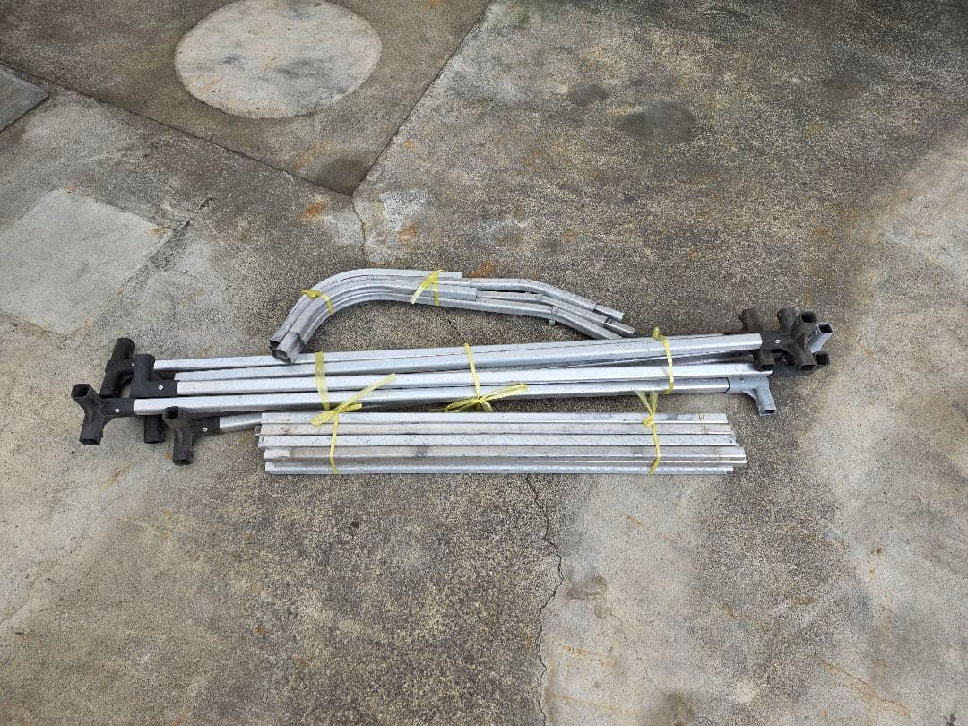 サイクルハウス　中古　2台用