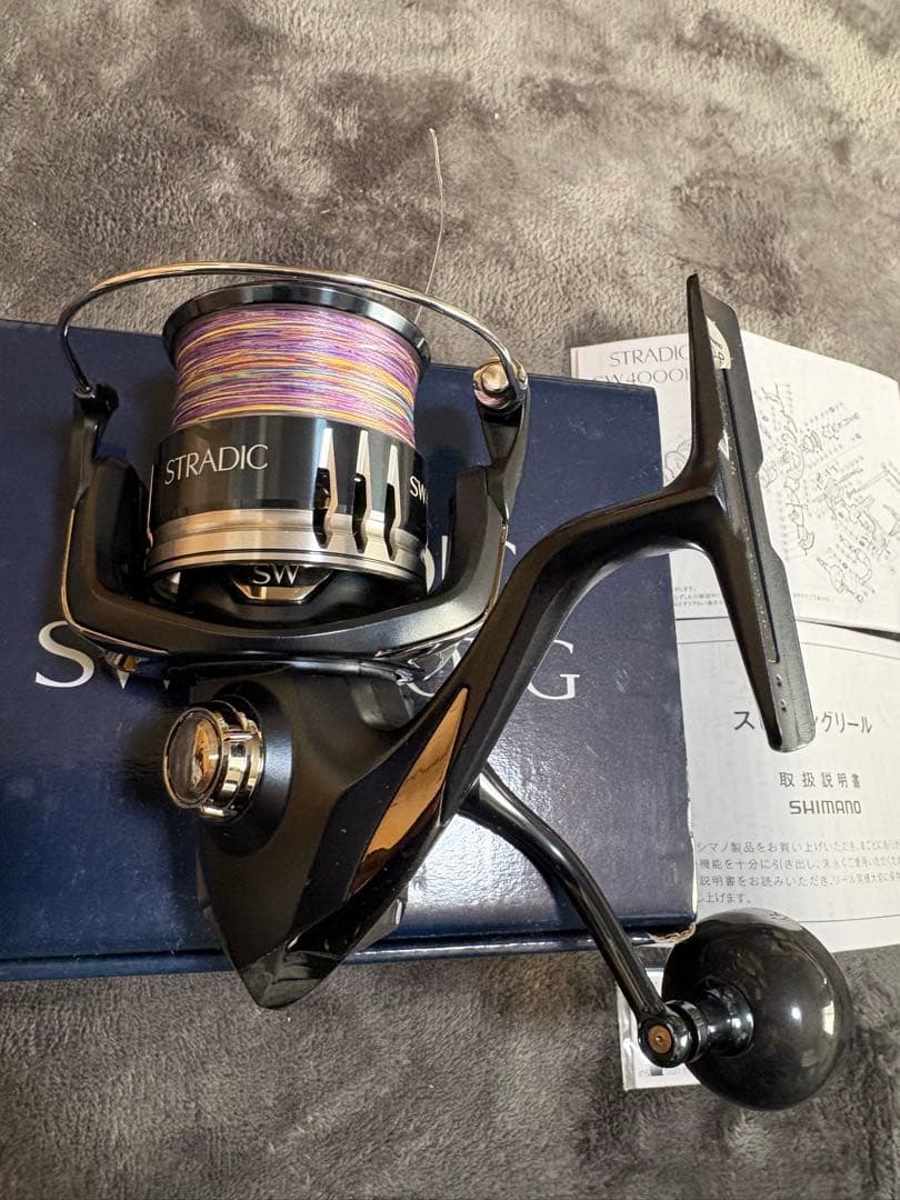 SHIMANO STRADIC SW4000HG スピニングリール