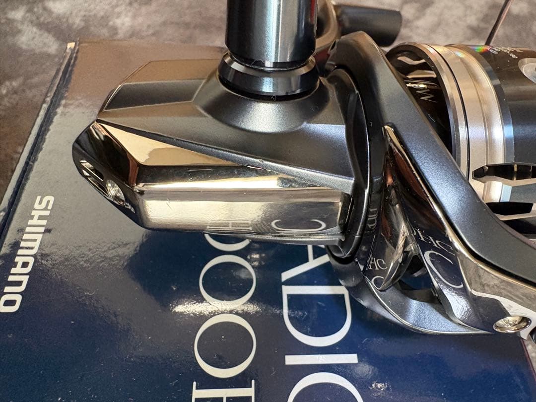 SHIMANO STRADIC SW4000HG スピニングリール
