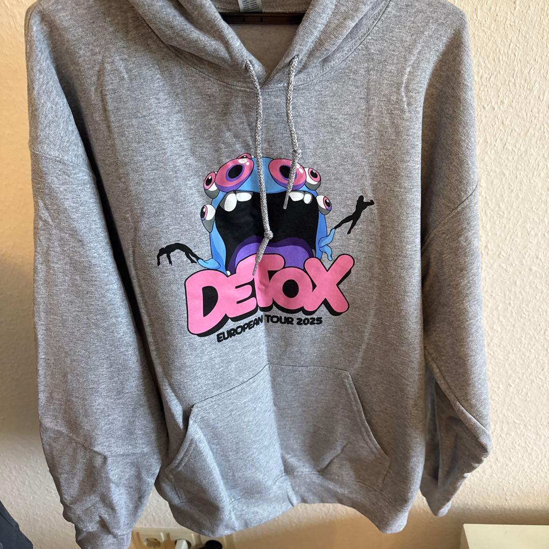 DETOX EUROPEAN TOUR 2025 パーカー グレー ワンオク
