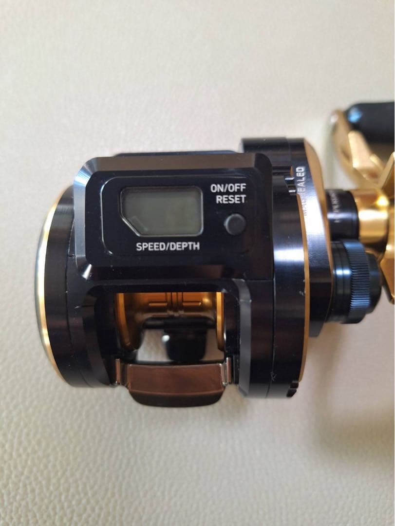 DAIWA SALTIGA IC 100P-DH リール