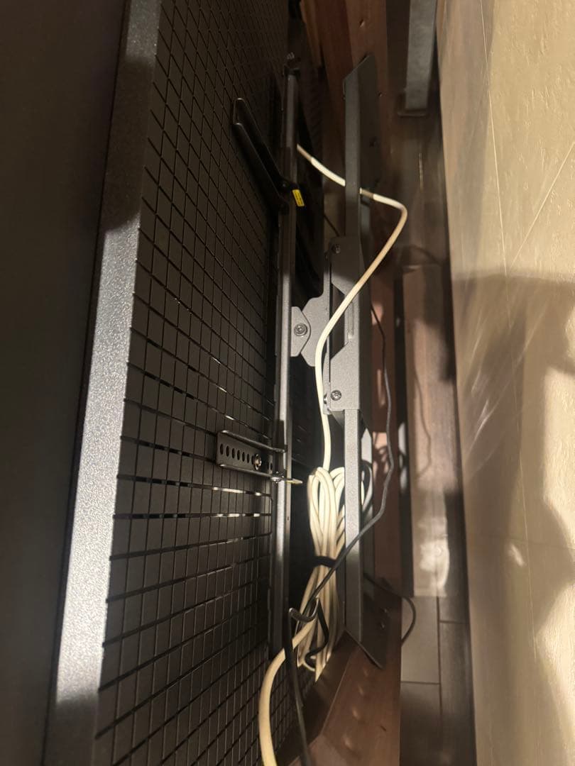 (3月12日以降発送)EQUALS WALL FRAMESTAND