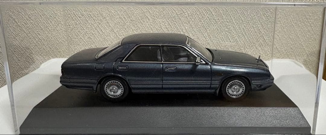 ミニカー Kyosho Nissan Gloria Cima (FY31)