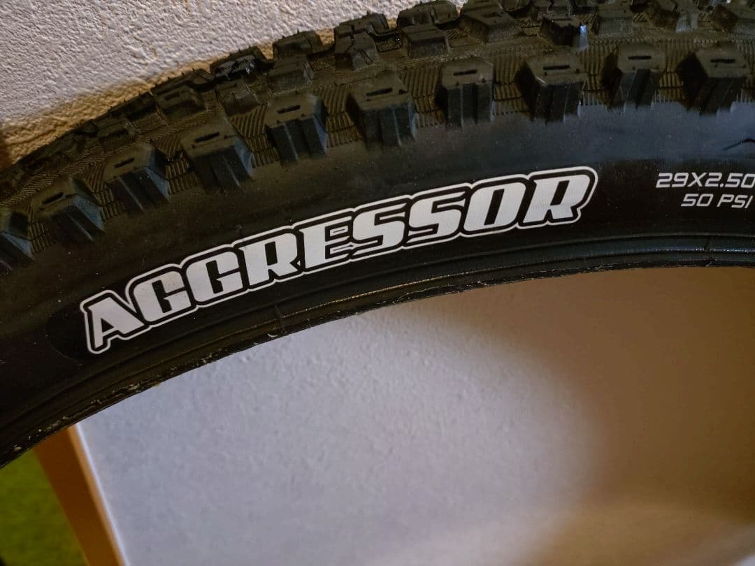 Maxxis Aggressor、Minion DHF　29　MTBタイヤ