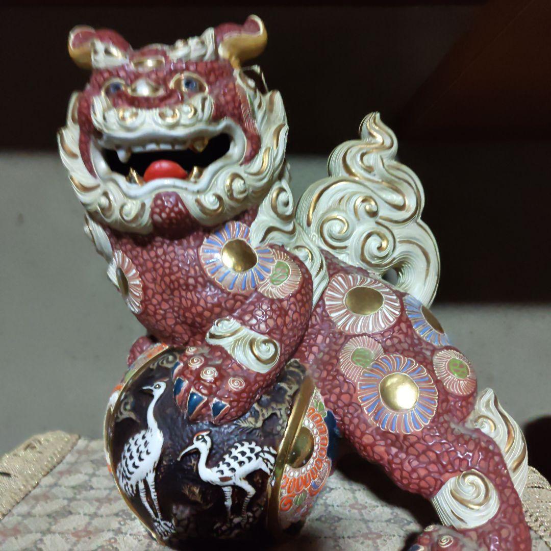 獅子の陶器像 赤色 金色 装飾