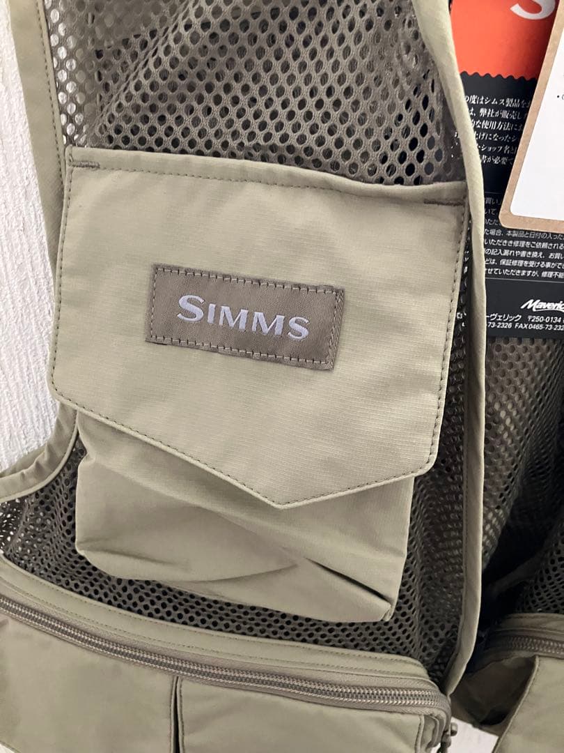 SIMMS シムスメッシュベスト　新品未使用品　サクラマス　トラウト