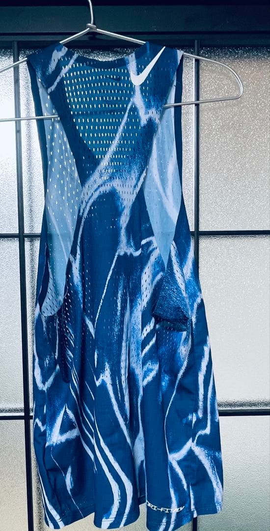ナイキ エアロスイフト ランニング シングレット　Sサイズ タンクトップ ウェア