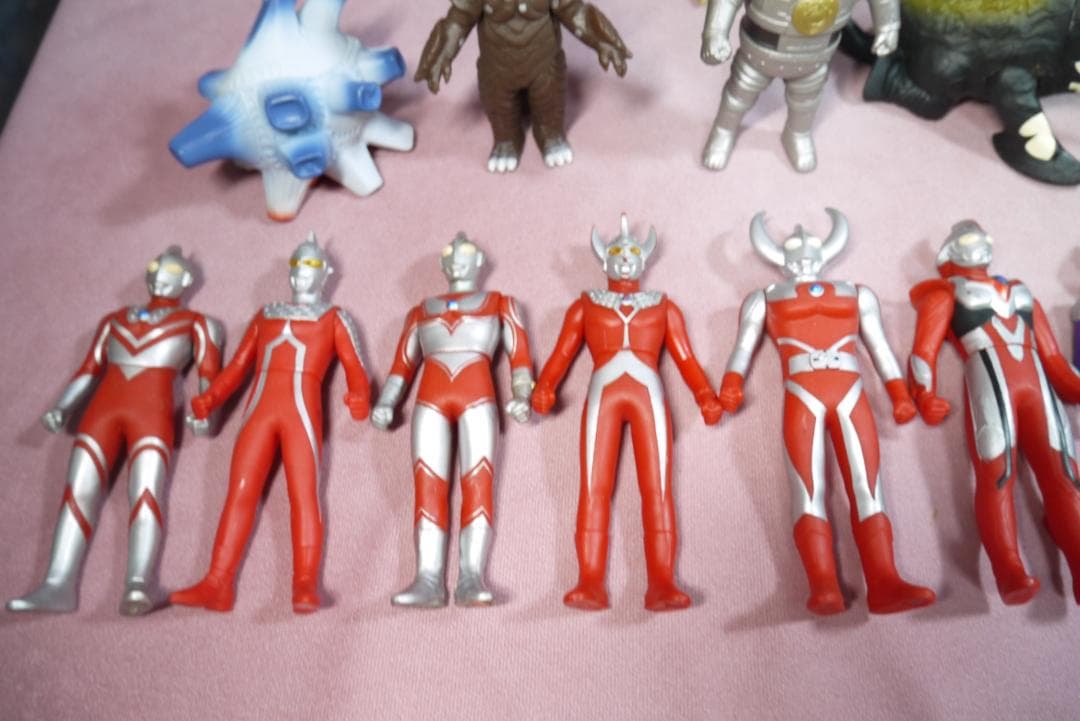 ウルトラヒーローシリーズ500　ウルトラ怪獣シリーズ500　ソフビ　56体