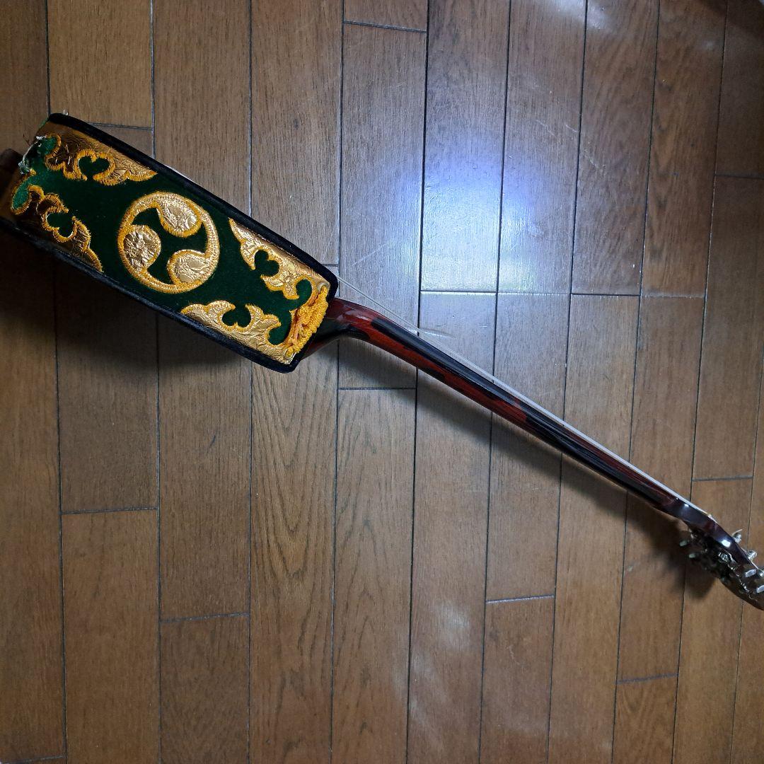 沖縄三線 六弦仕様 カスタムモデル 本皮仕様 スタンド付き