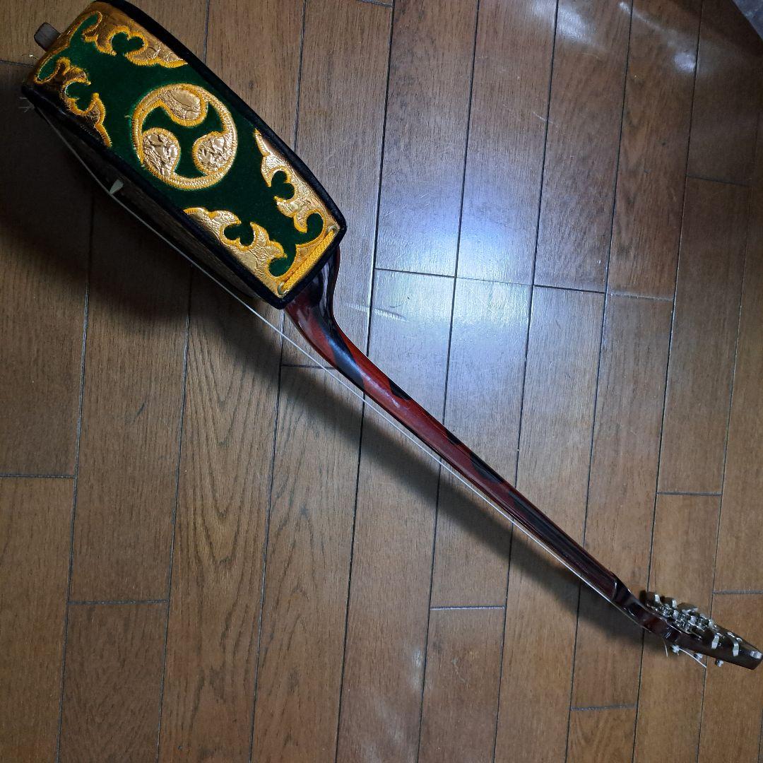 沖縄三線 六弦仕様 カスタムモデル 本皮仕様 スタンド付き
