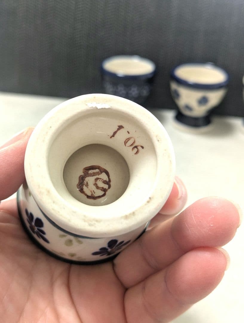【未使用品】ポーランド食器　エッグスタンド4個セット