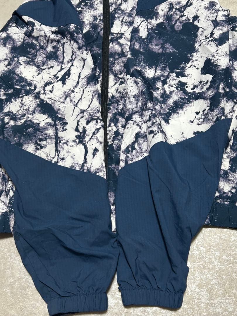 極美品 OAKLEY ENHANCE GRAPHIC WIND L 総柄 メンズ