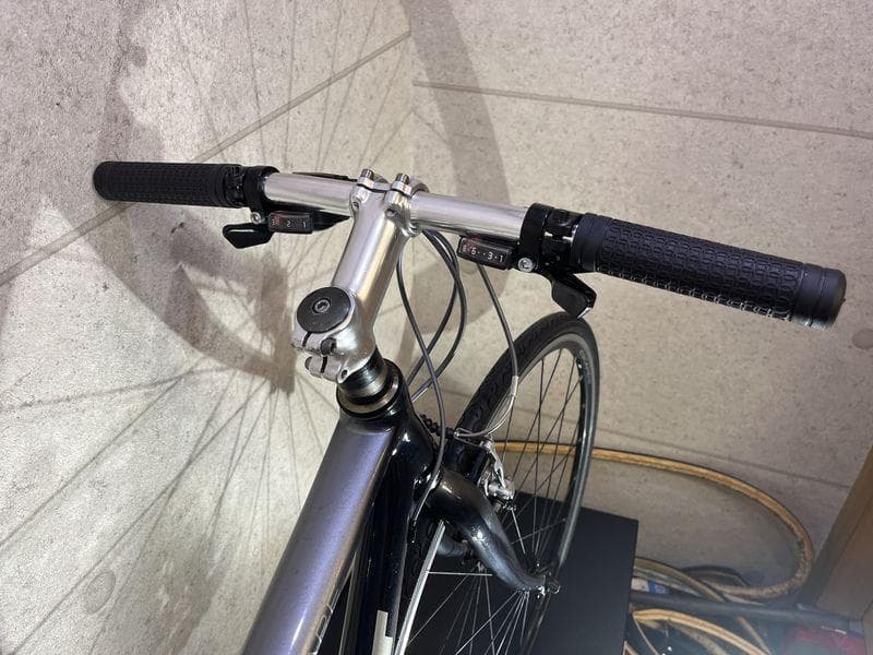 GIANT ESCAPE R3 クロスバイク sizeXS グレーカラー