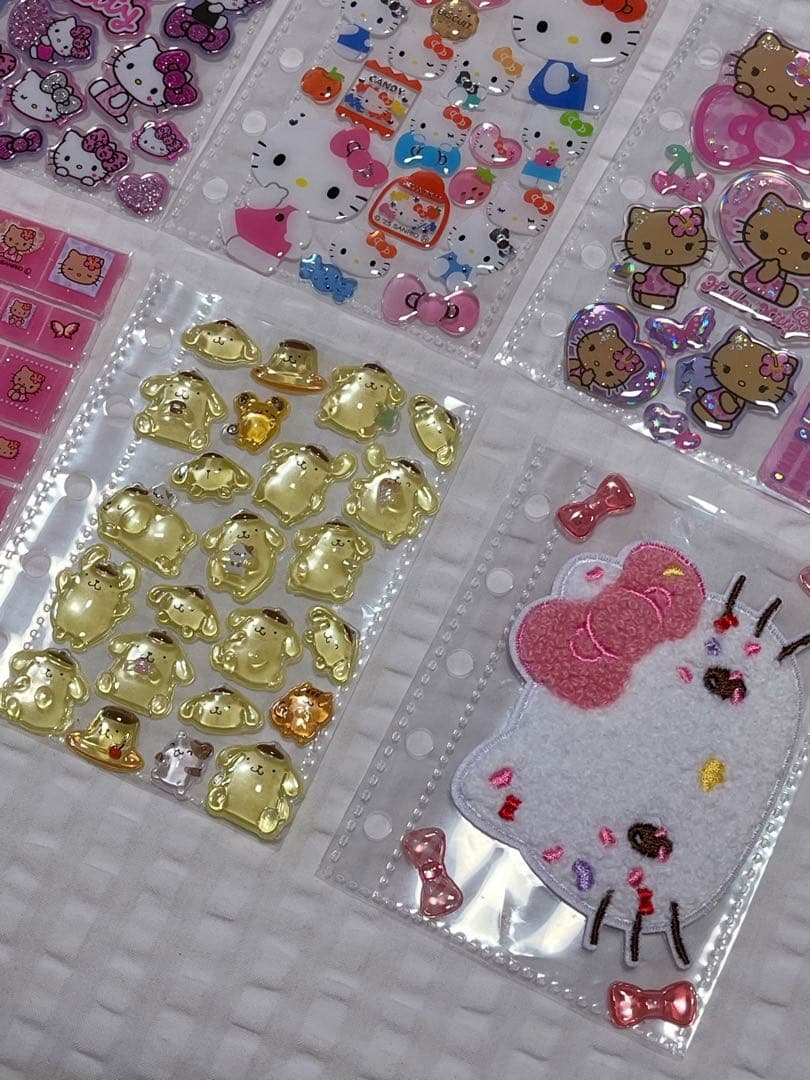 シール帳完成品！正規品シールのみ、サンリオ縛り①
