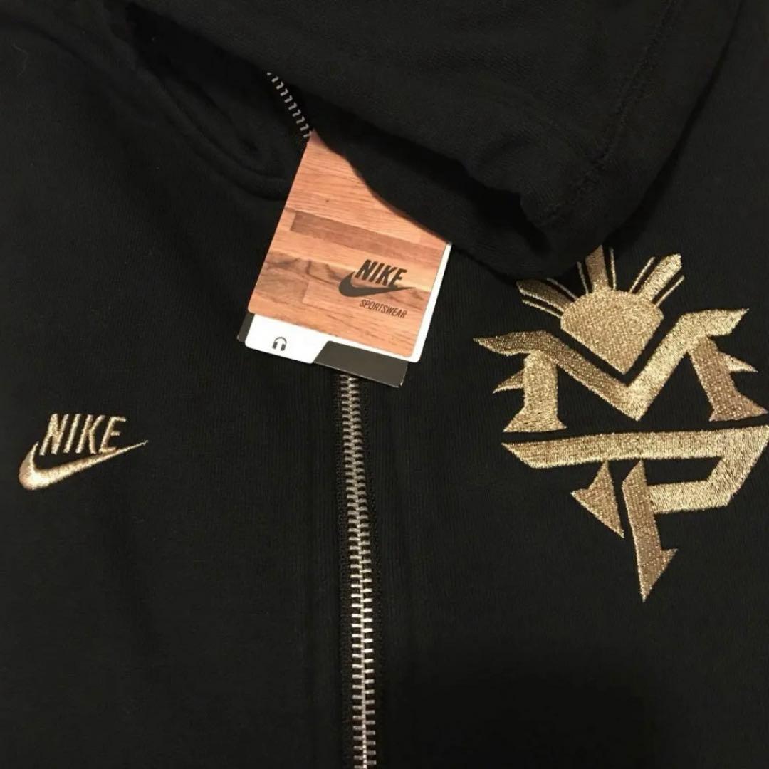希少　新品　タグ付き　パッキャオ　NIKE パーカーM Lサイズの方でもOK