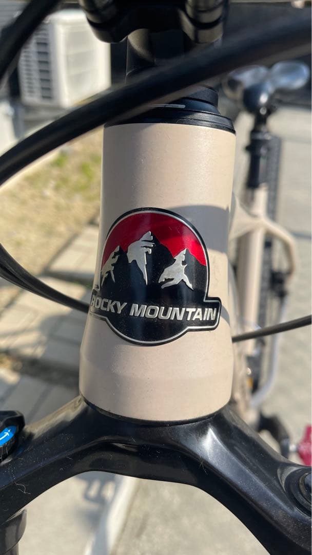 3/8までRocky Mountain 27.5 2019年Growler50