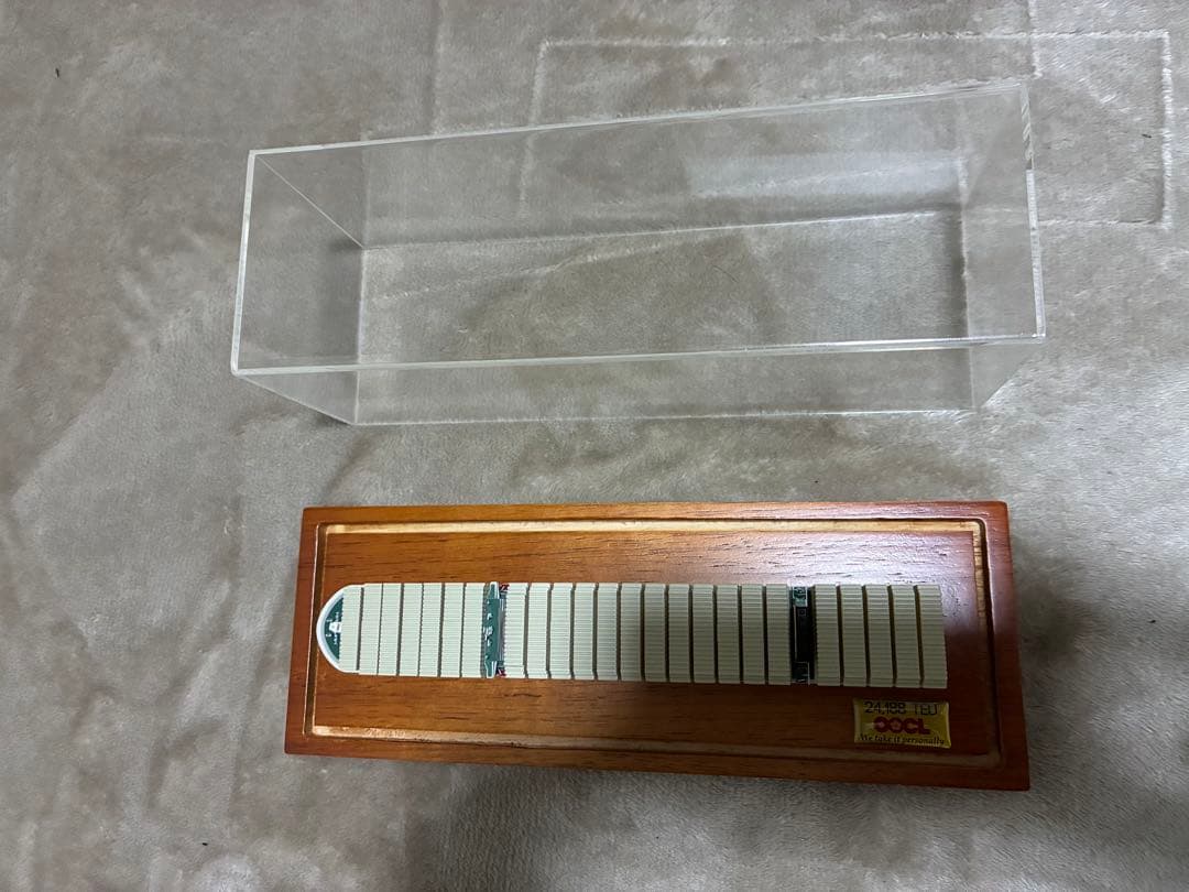 【非売品】　コンテナ船模型