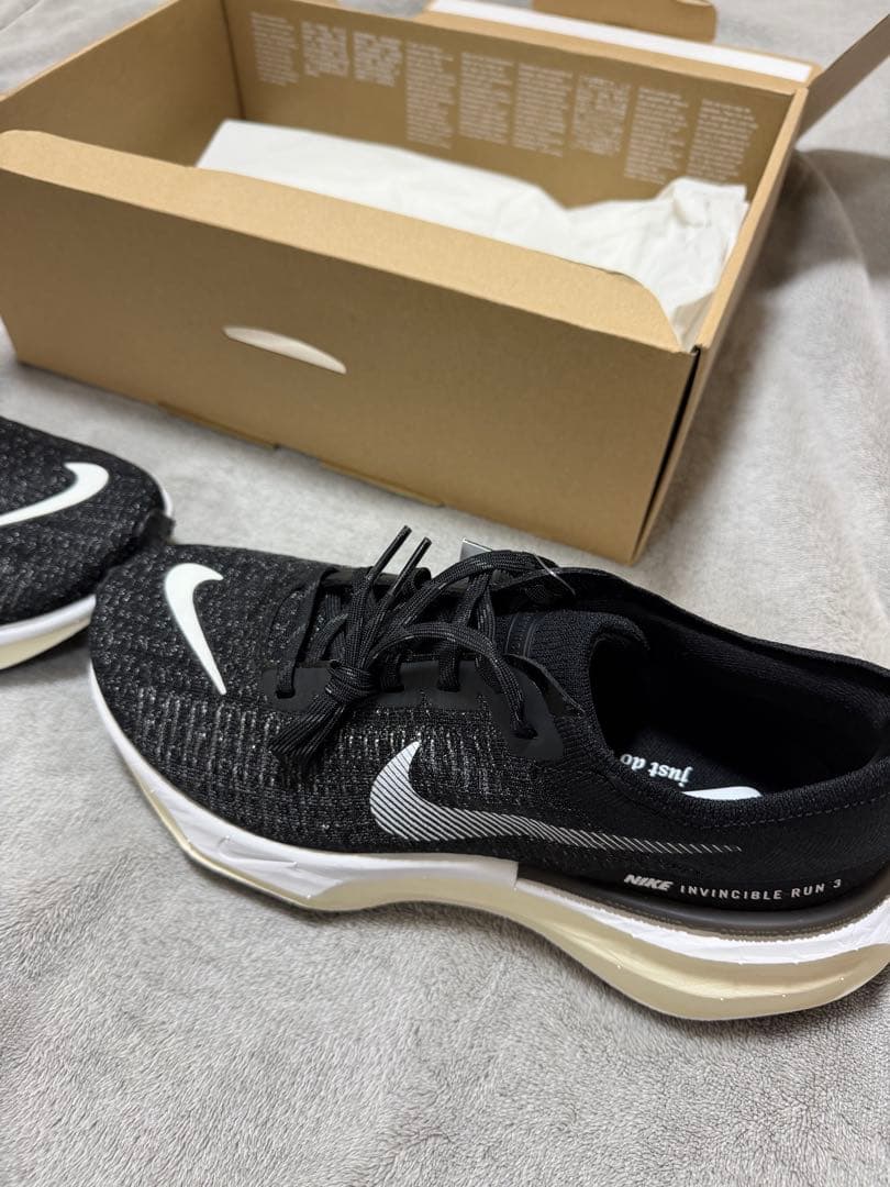 【新品未使用】ナイキ NIKE ZOOMX インヴィンシブルラン3 26.5cm