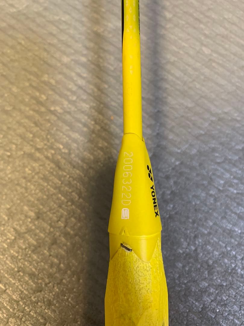 【ジャンク品】ヨネックス ナノフレア1000Z 4U5G NANOFLARE