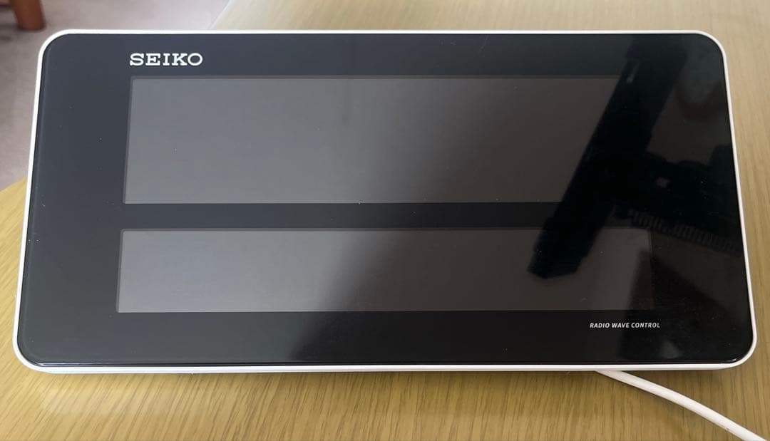 SEIKO デジタル　掛時計　置き時計　DL208W セイコー