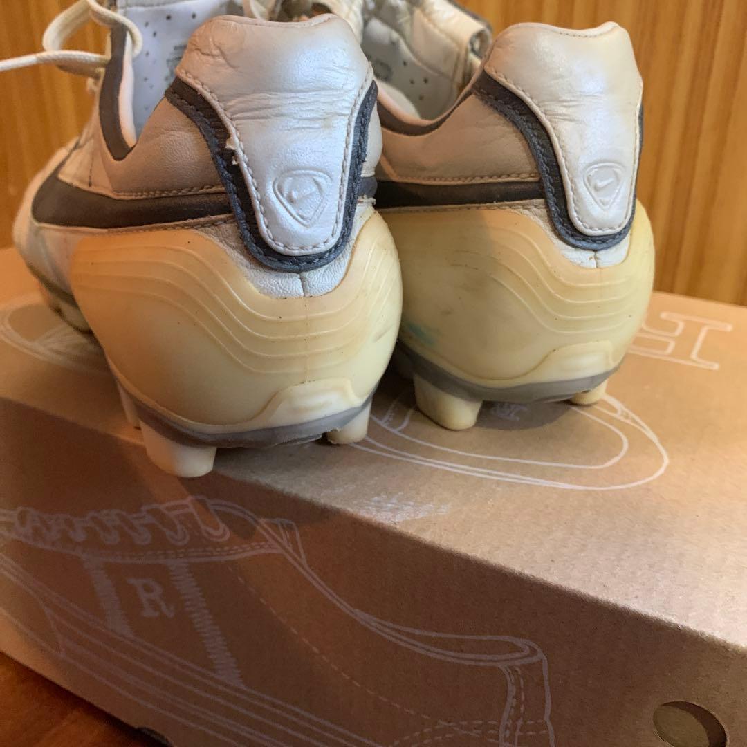NIKE スパイク
