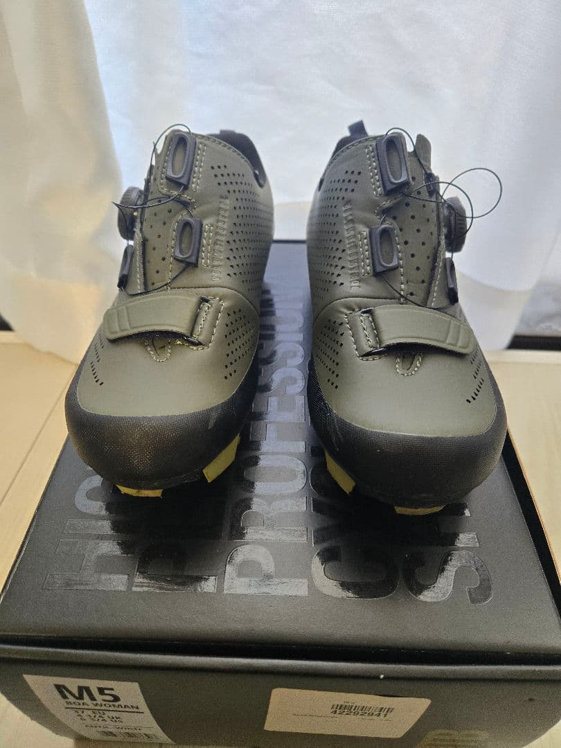 【値段交渉可】フィジーク X5 テラ BOA MTBシューズ　23.7センチ