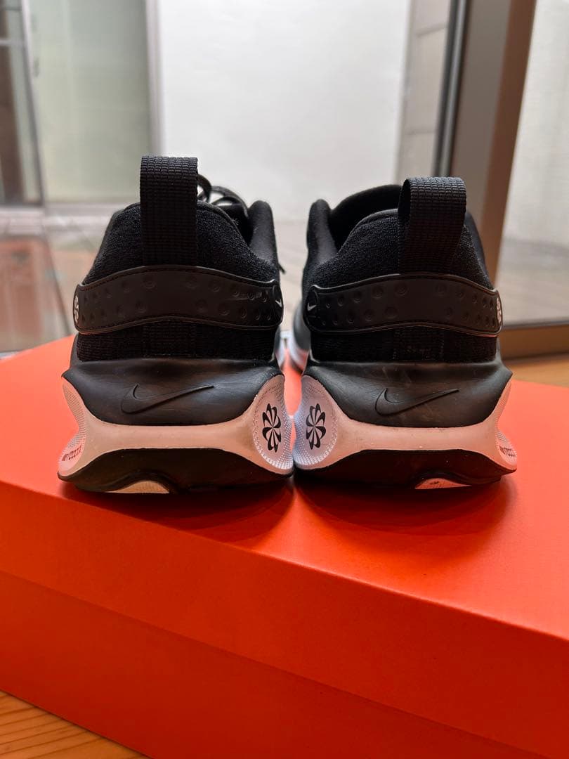 週末価格【美品】NIKEナイキインフィニティラン 4エクストラワイド27.5cm