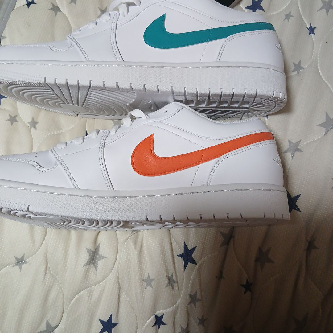 ナイキ エアジョーダン 1 ロー NIKE AIR JORDAN 1 LOW