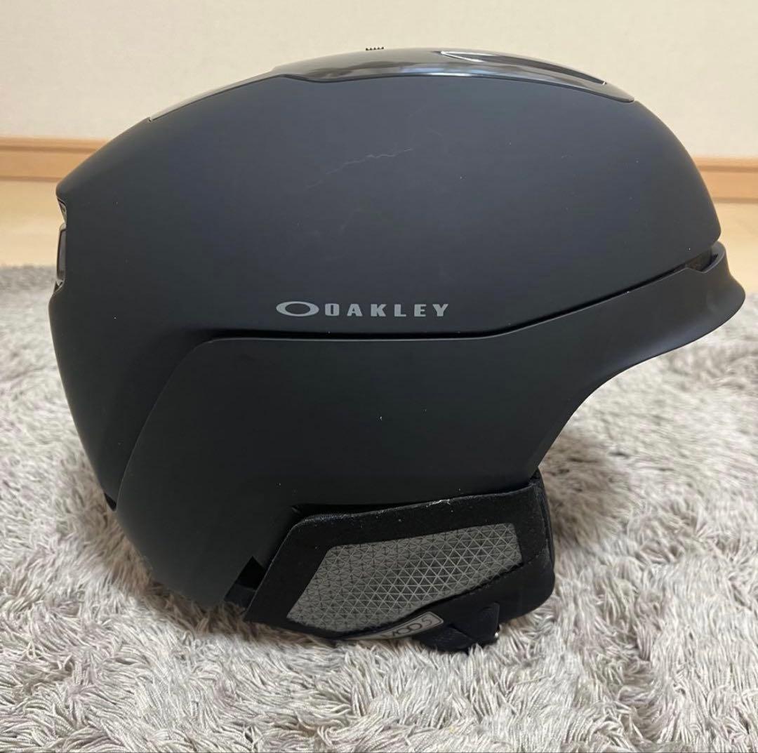 OAKLEY マットブラック ヘルメット