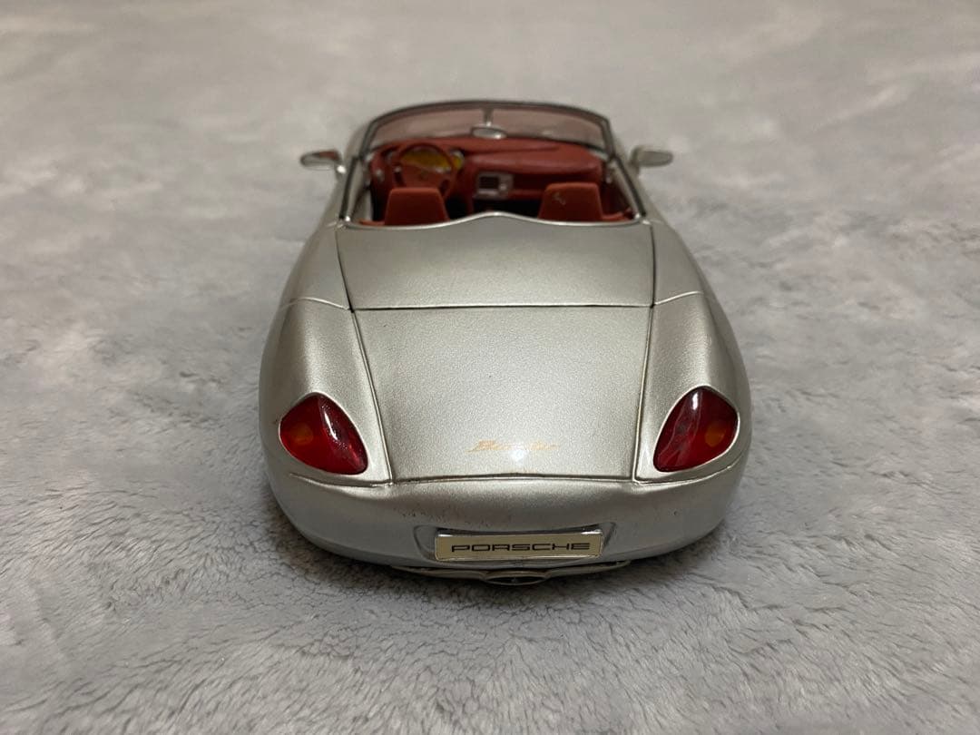 ミニカー Maisto PORSCHE BOXSTER 1/18