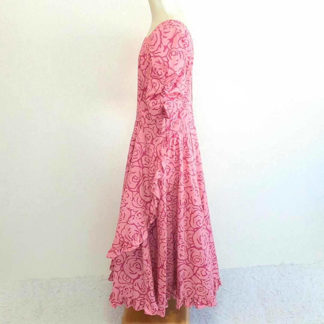 美品◎メネフネプランテーション フラダンス用ドレス ピンク 桃 花柄 裾フリル
