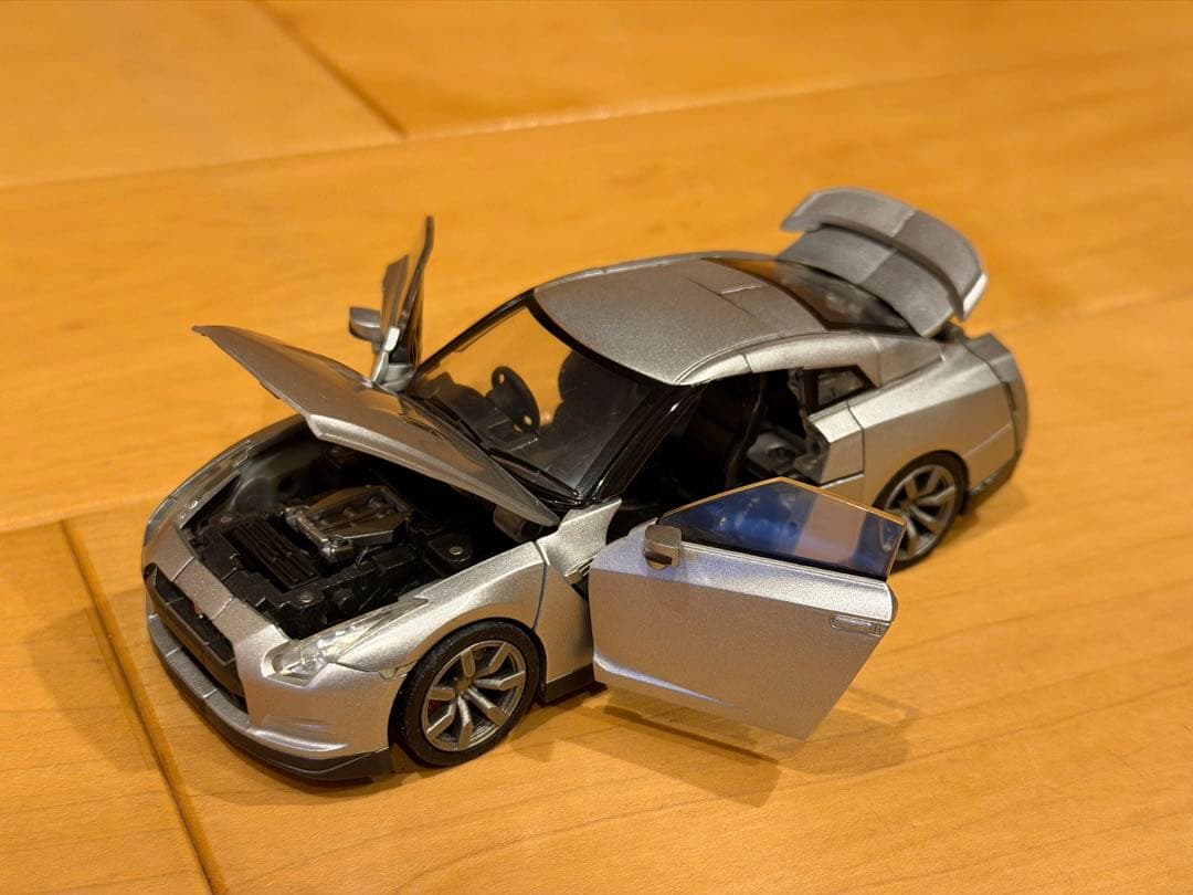 トランスフォーマー　日産　GT-R オルタニティ　3台