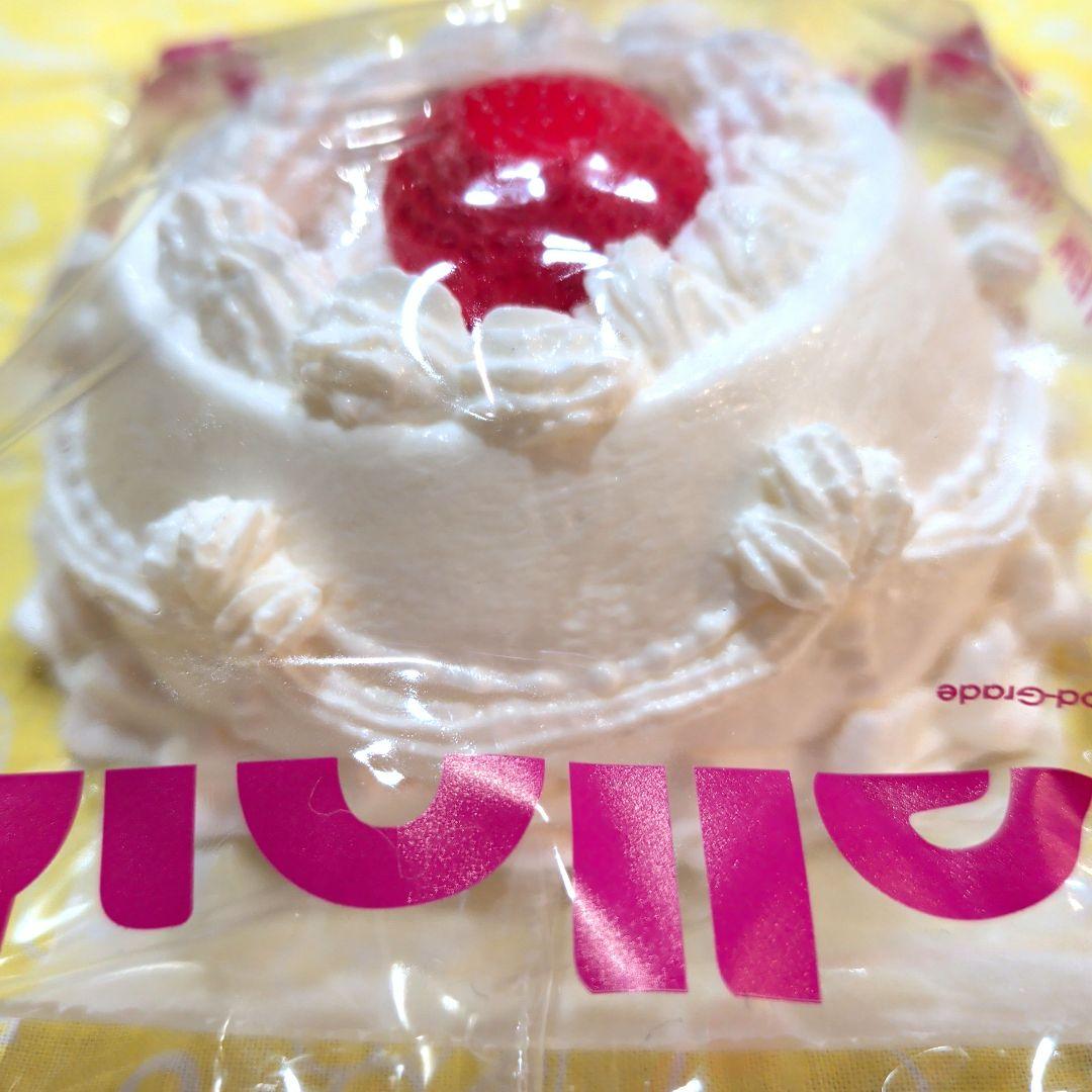メロジョイ いちごのショートケーキ（ホール）クリーミークリーム限定箱付