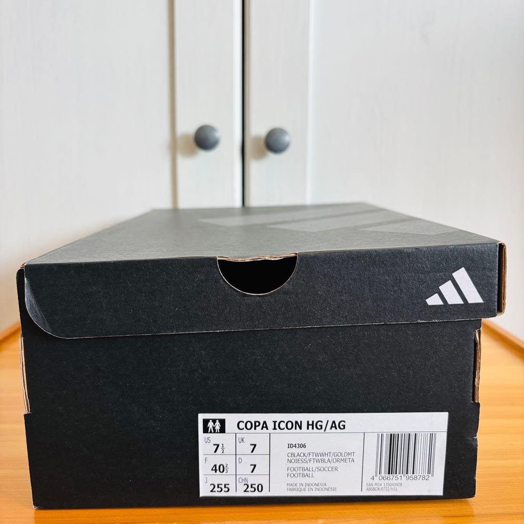 新品箱入【adidas✴︎COPAICONスパイクシューズ】25.5cm 黒✖︎白