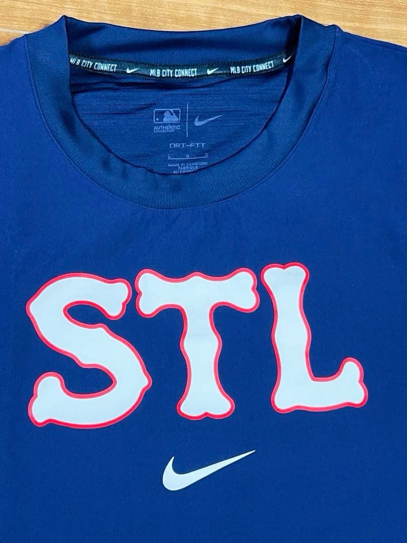 カージナルス City Connect 長袖Tシャツ サイズL