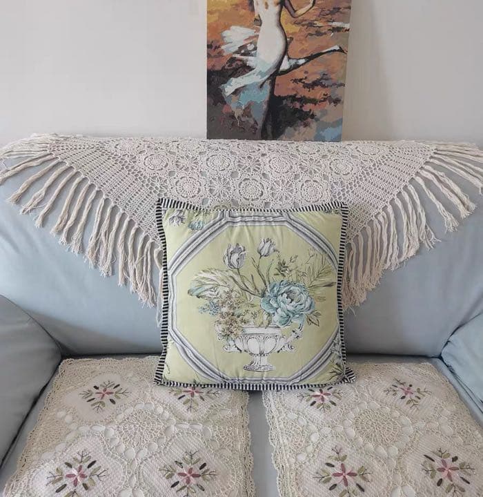 ハンドメイドドイリー　レース手編みのフリンジキーテーブルクロス100×100cm