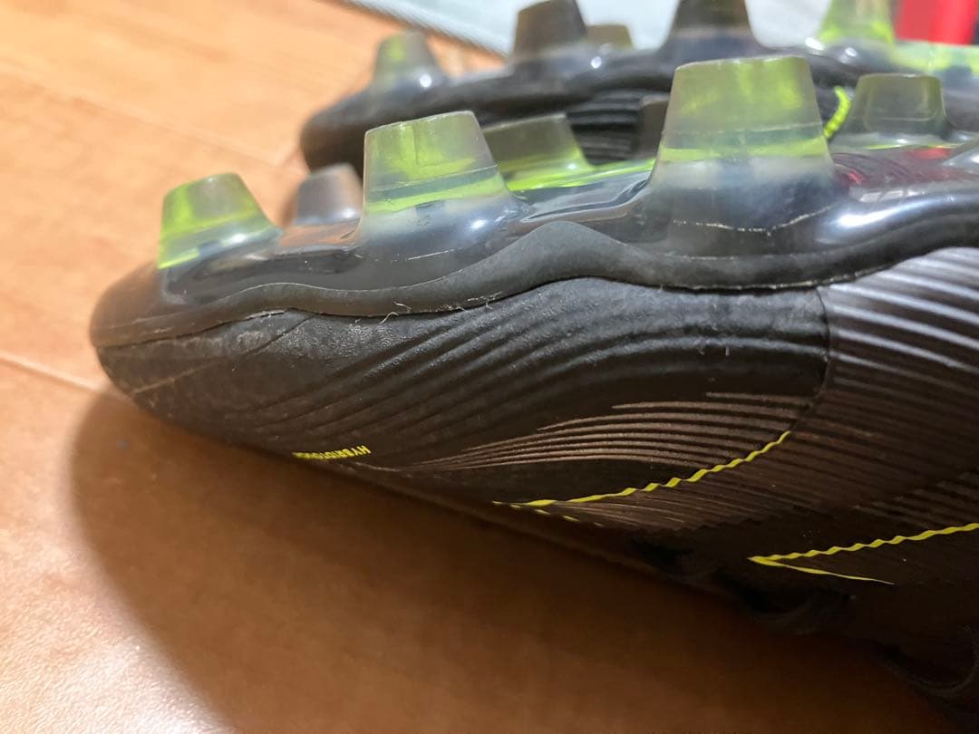 adidas Predator サッカーシューズ スパイク 黒/緑