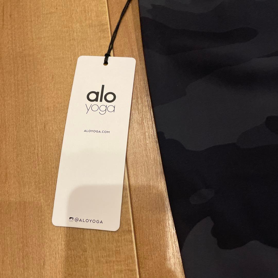 alo レギンス　迷彩柄　XS size 新品