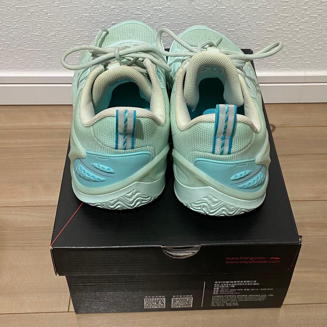 バスケットボールシューズ 箱付き　LiNing Wade 808 III