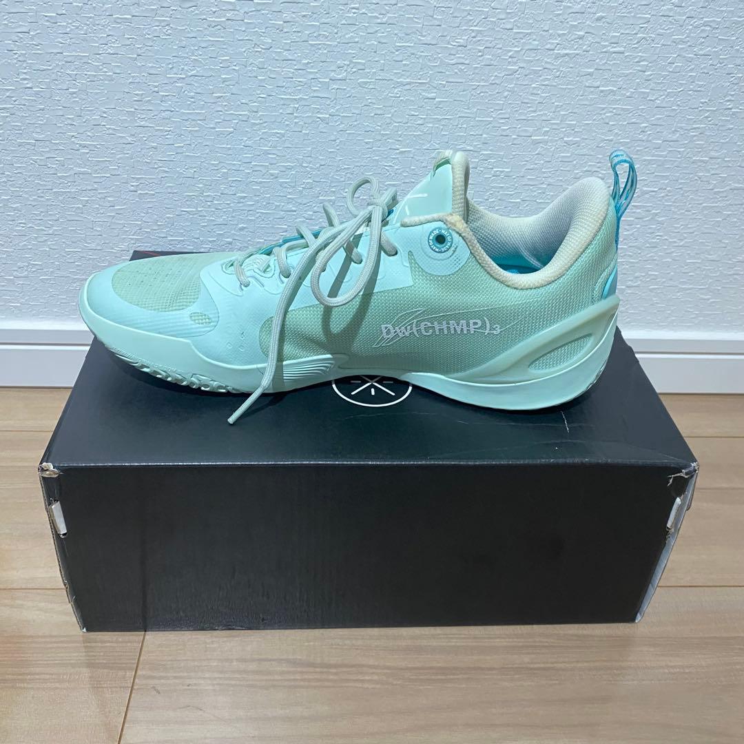 バスケットボールシューズ 箱付き　LiNing Wade 808 III