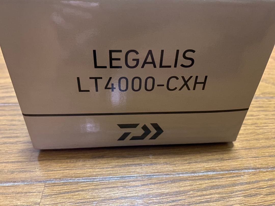 【新品未使用】DAIWA LEGALIS LT4000-CXH スピニングリール