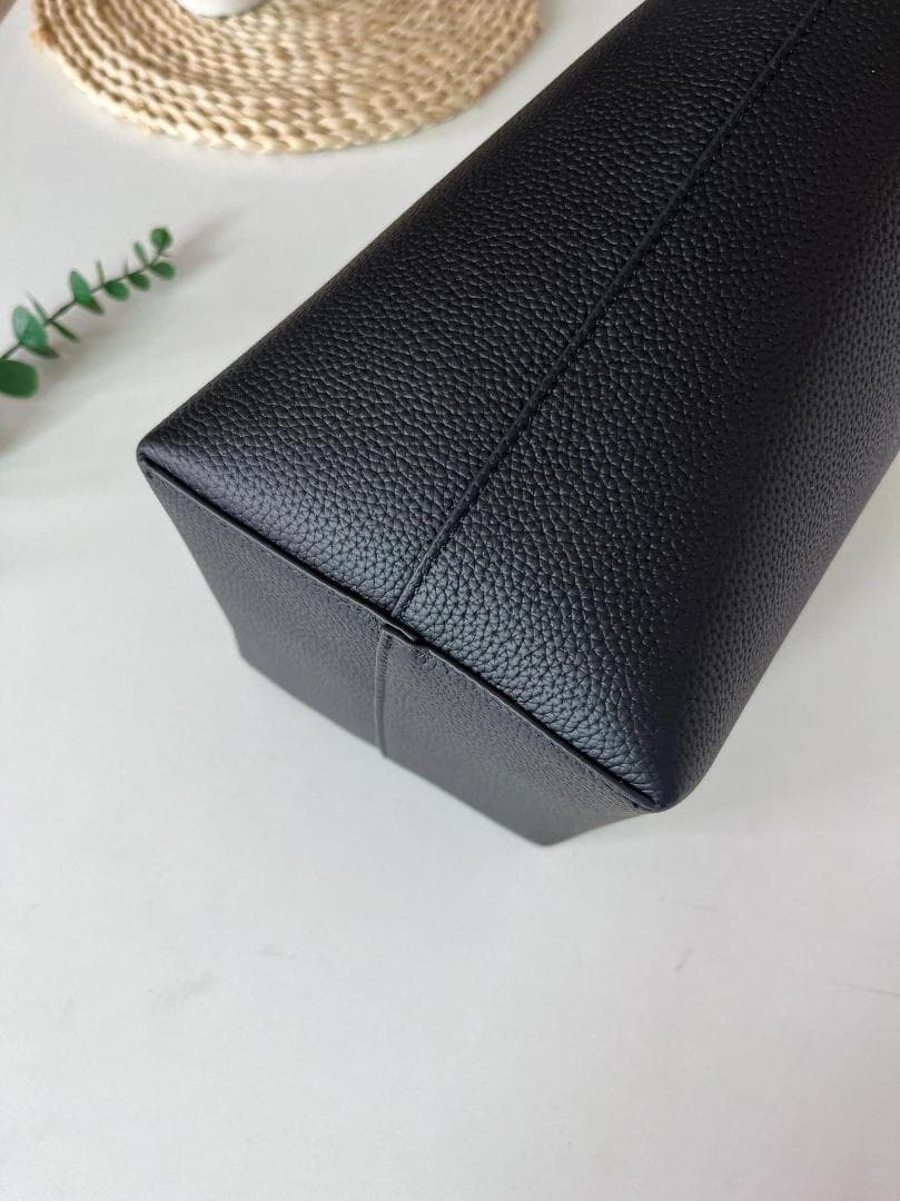 ✨ THE ROW レザートートバッグ ワンハンドル ブラック 即購入 OK