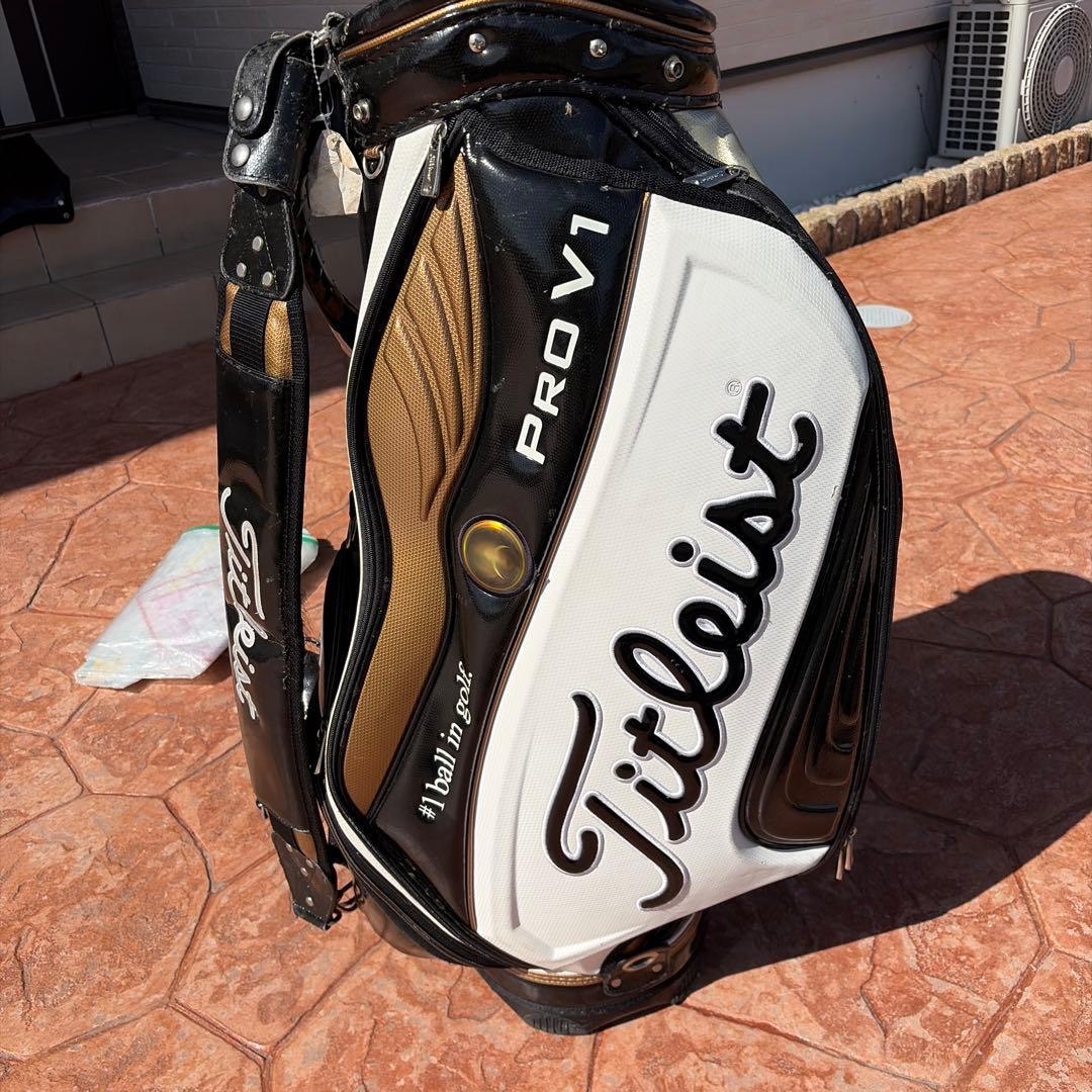 限定品モデル　Titlest タイトリスト　PRO V1 キャディバッ