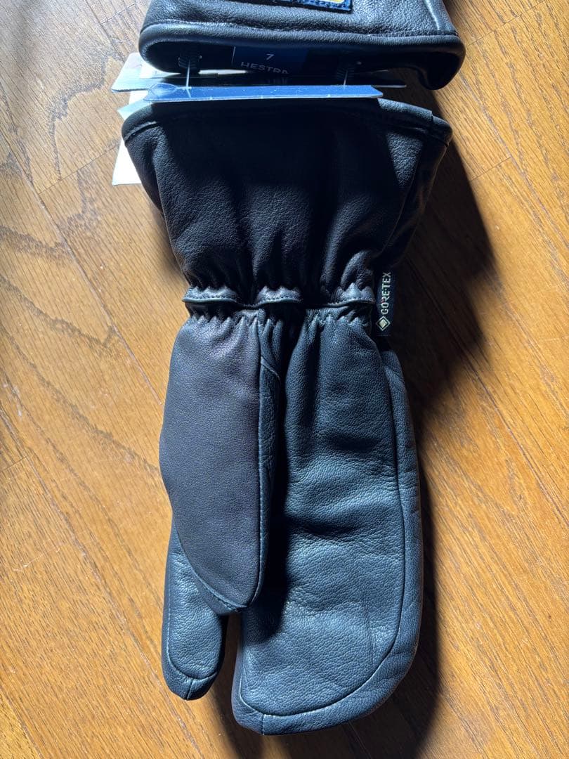 HESTRA サイズ7 ブラック　新品　GORE-TEX ヘストラスノーボード