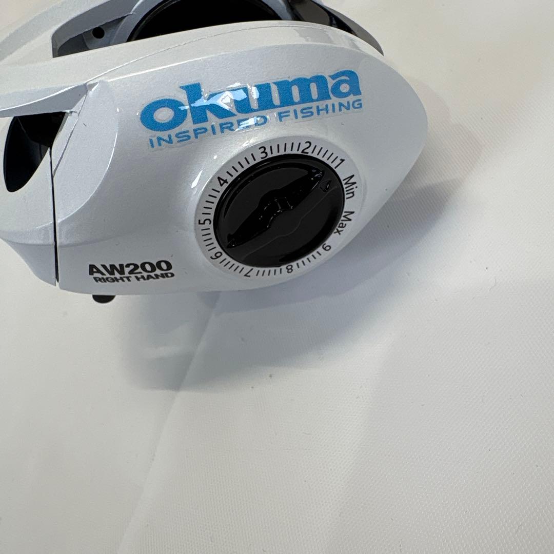OKUMA ベイトリール 釣り リール 右ハンドル 美品