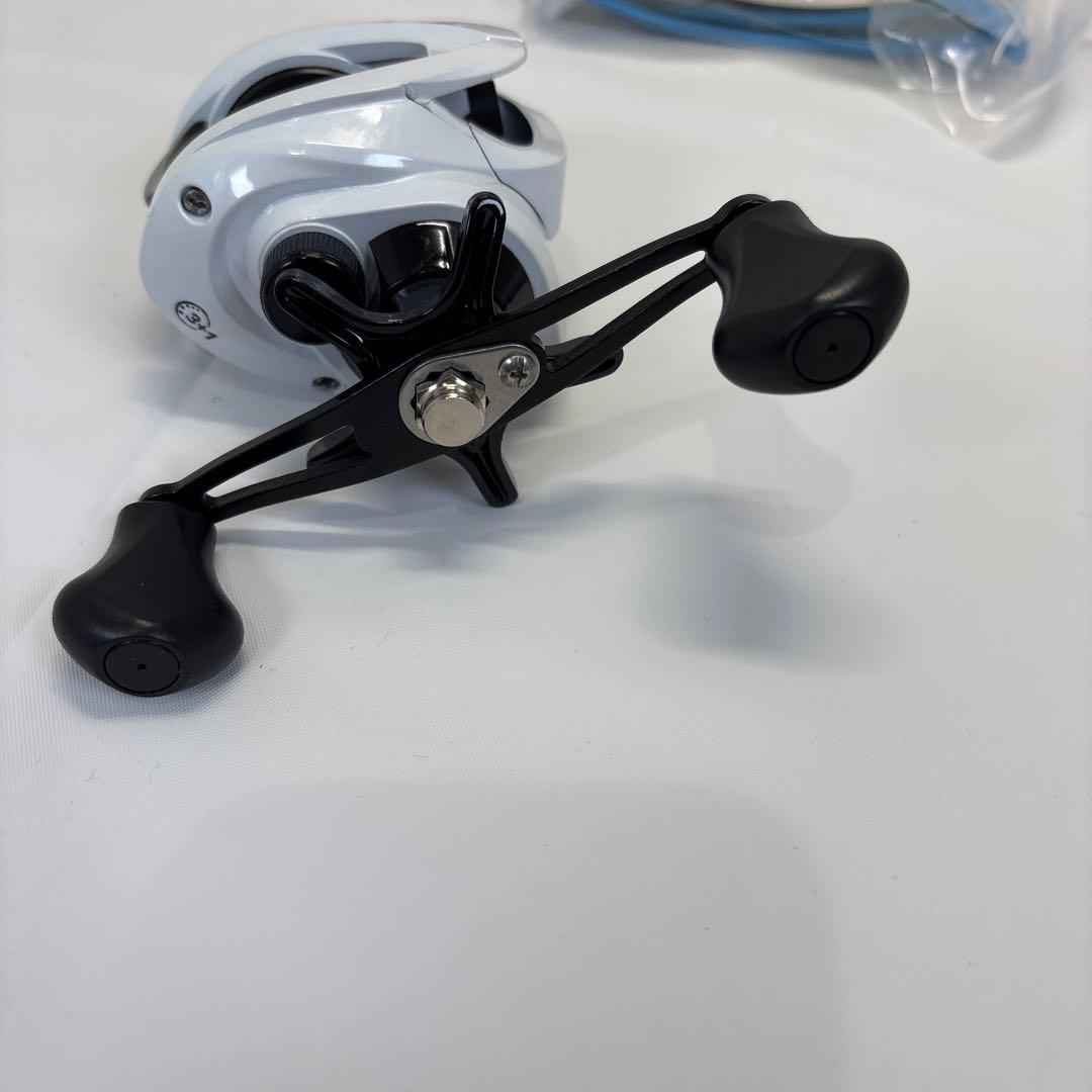 OKUMA ベイトリール 釣り リール 右ハンドル 美品